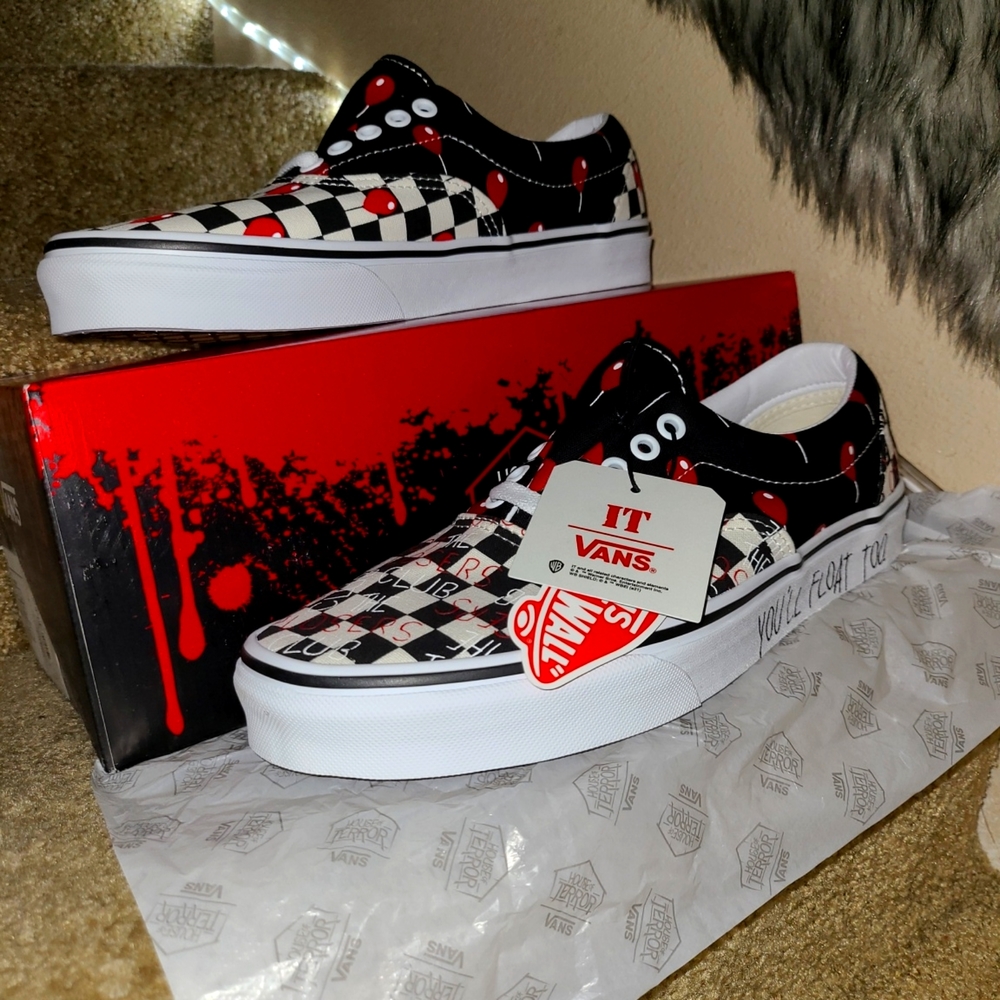 AUTHENTIC Vans IT edition. MENS Size 11